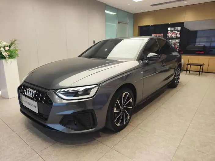 Audi A4 L 2023 Model 40 TFSI Luxury Dynamic Model