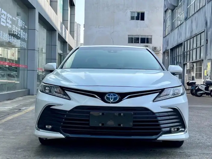 Toyota Camry 2021 Model Hybrid 2.5HGVP Leading version – фото 2