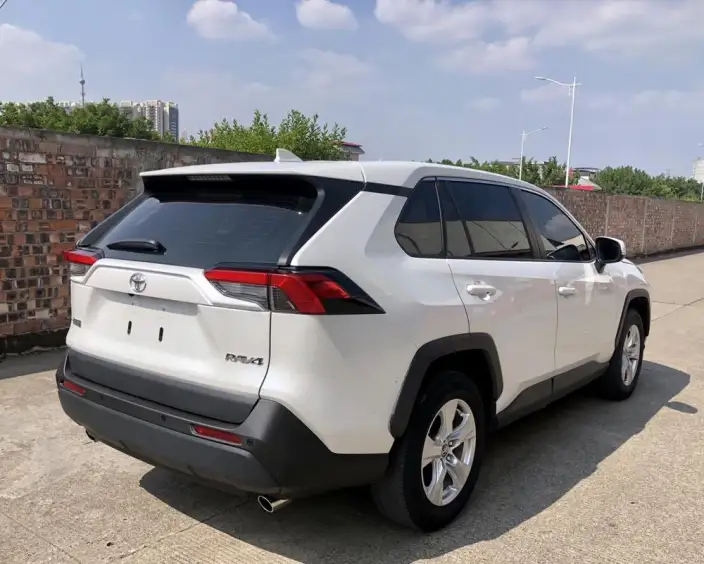 Toyota RAV4 2023 Model 2.0L CVT 2WD Urban Edition – фото 5