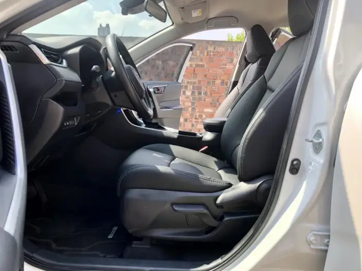 Toyota RAV4 2023 Model 2.0L CVT 2WD Urban Edition – фото 8