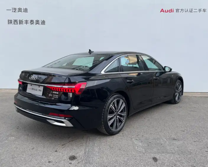 Audi A6L 2023 Model 55 TFSI quattro Exclusive Dynamic Model – фото 5