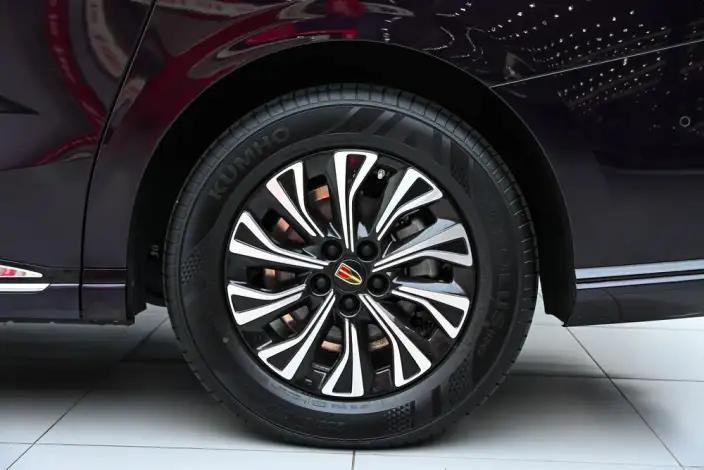 HONGQI HQ9 PHEV 2024 Model 4WD Deluxe Edition – фото 9