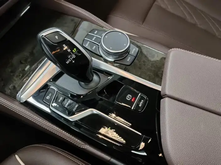 BMW 5 Series 2022 Model Facelift II 525Li Luxury Set – фото 9