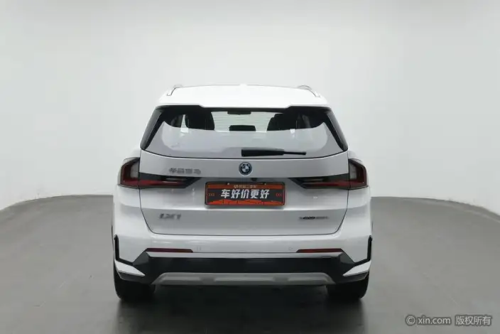 BMW iX 1 2023 Model xDrive30L X Design Set – фото 3
