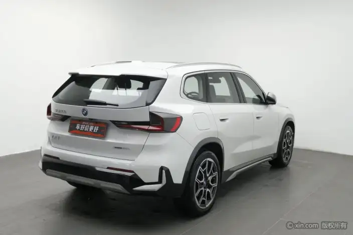 BMW iX 1 2023 Model xDrive30L X Design Set – фото 4