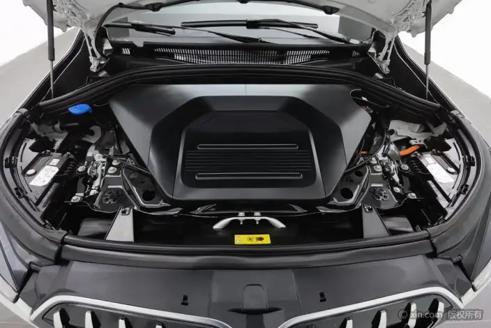 BMW iX 1 2023 Model xDrive30L X Design Set – фото 5