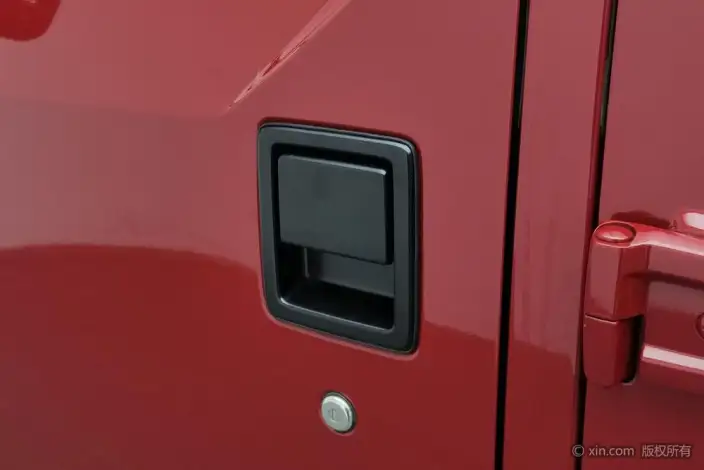 BAIC BJ40 2023 Model 2.0T Automatic 4WD City Hunter Edition Supreme Model – фото 10