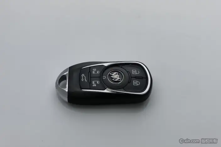 Buick GL8 2022 Model ES Luzun 653T Luxury Model – фото 6