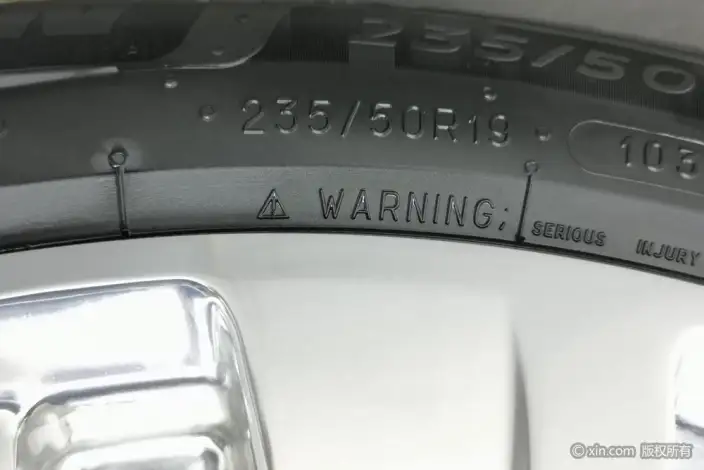 Buick GL8 2022 Model ES Luzun 653T Luxury Model – фото 10