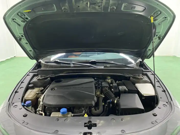 Changan UNI-V 2022 Model 1.5T Noble Model – фото 10