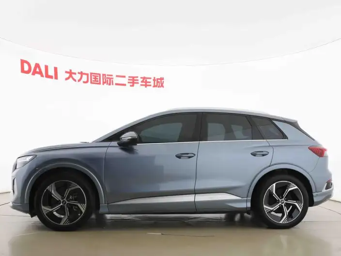 Audi Q4 e-tron 2023 Model 40 e-tron Genesis Edition – фото 4