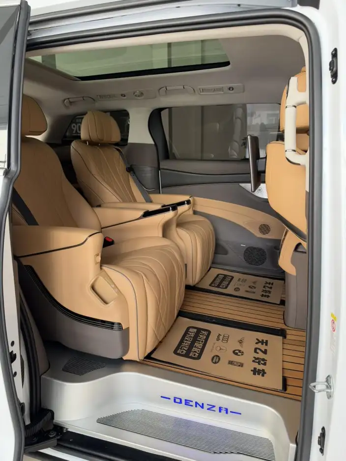 DENZA D9 DM 2022 Model 970 4WD Flagship Model – фото 9