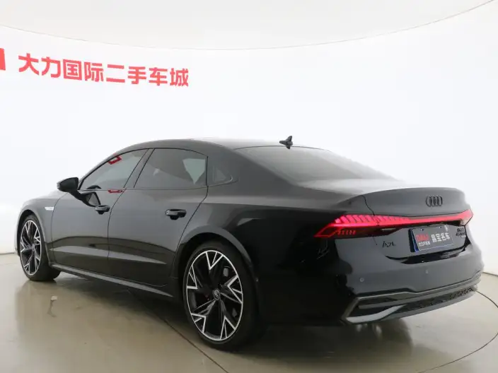 Audi A7 L 2024 Model 45 TFSI quattro Black Samurai Edition – фото 5