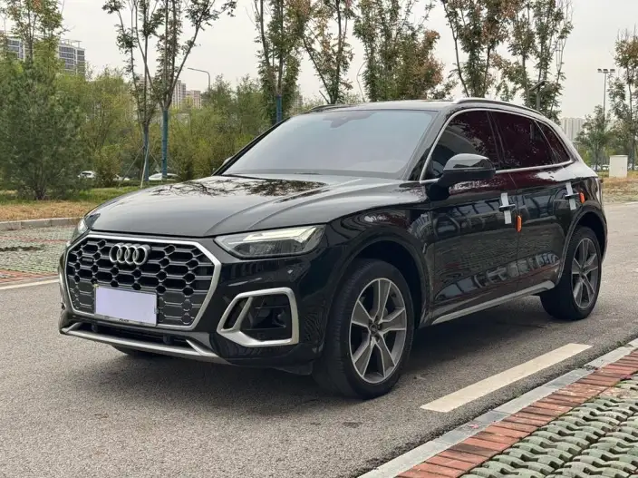Audi Q5L 2022 Model Facelift 45T Luxury Dynamic Model – фото 1