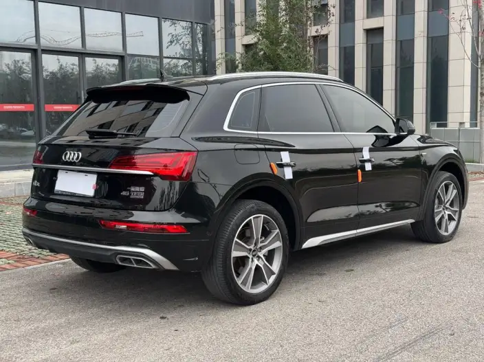 Audi Q5L 2022 Model Facelift 45T Luxury Dynamic Model – фото 7