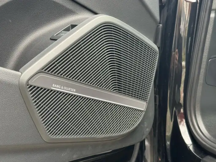 Audi Q5L 2022 Model Facelift 45T Luxury Dynamic Model – фото 10
