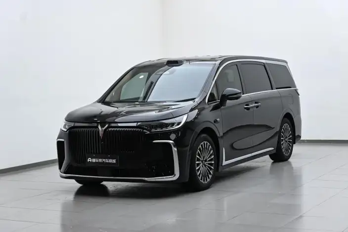 VOYAH Dreamer PHEV 2026 Model Champion Edition – фото 1