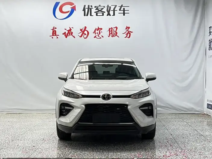 Toyota Wildlander 2022 Model 2.0L 2WD Luxury PLUS Edition – фото 2