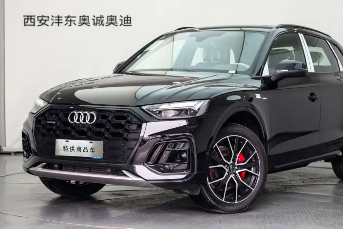 Audi Q5L 2026 Model quattro 45th Anniversary Collector Edition Edition 45TFSI Luxury Dynamic Model – фото 7