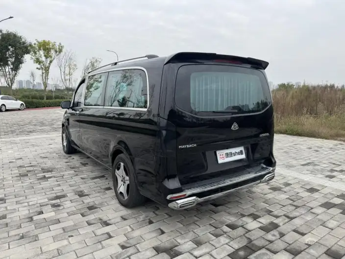 Viano 2023 Model 2.0T Elite Edition 7 seat – фото 4