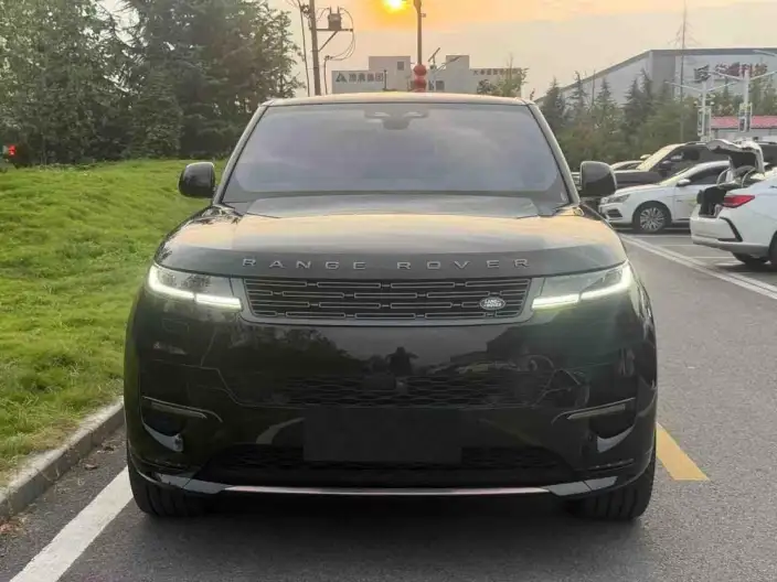 Range Rover Sport 2025 Model 400PS DYNAMIC SE – фото 2