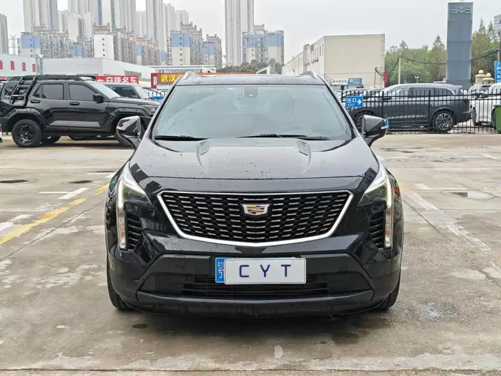 Cadillac XT4 2022 Model 28T 2WD Fashion Model – фото 2