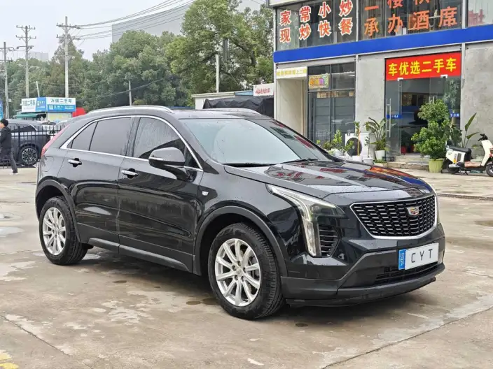 Cadillac XT4 2022 Model 28T 2WD Fashion Model – фото 3