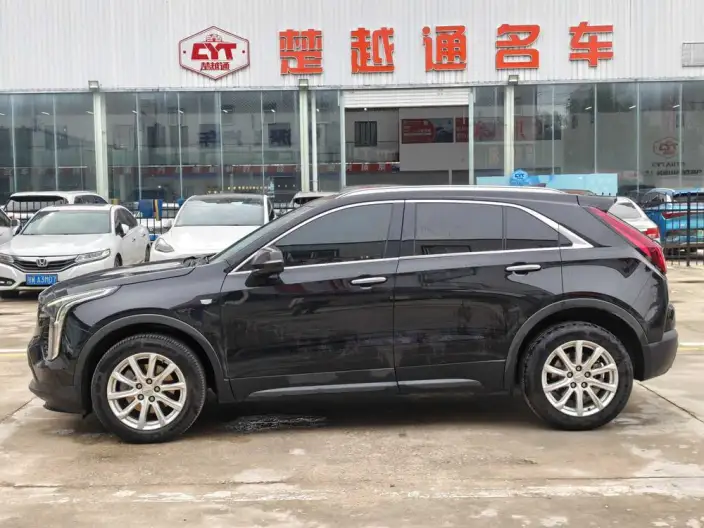 Cadillac XT4 2022 Model 28T 2WD Fashion Model – фото 4