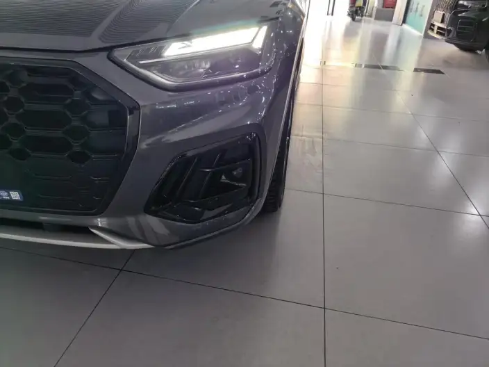 Audi Q5L 2022 Model Facelift 45T Luxury Dynamic Model – фото 6
