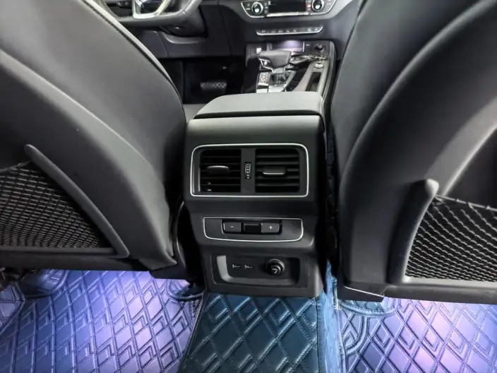 Audi Q5L 2022 Model Facelift 45T Luxury Dynamic Model – фото 8