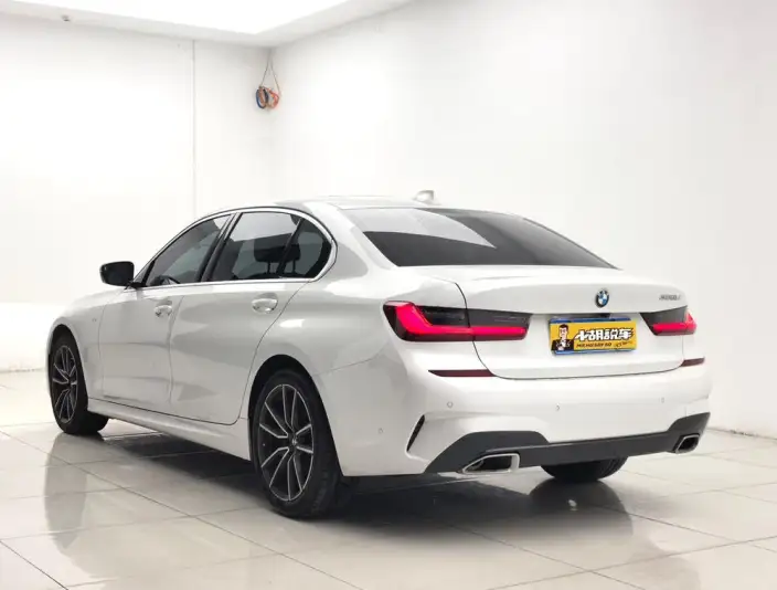 BMW 3 Series 2022 Model 325Li M Sports Set – фото 4