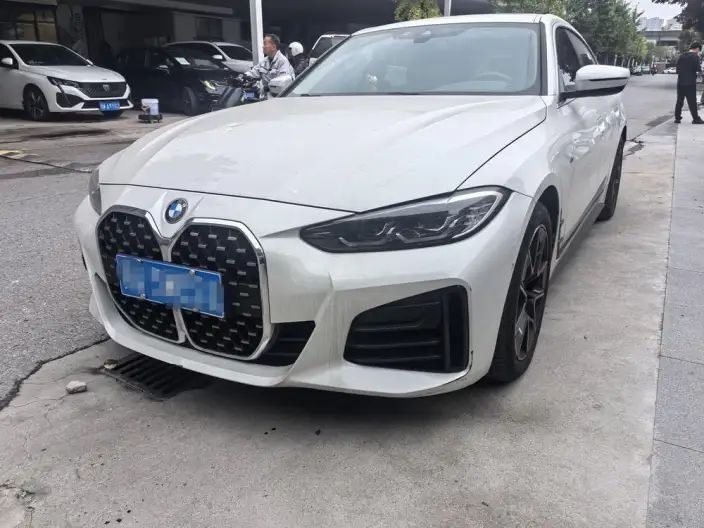 BMW 4 Series 2022 Model 425i Gran Coupe M Sports Set – фото 1