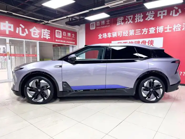 HiPhi HiPhi Y 2023 Model 765km Ultimate Edition – фото 4
