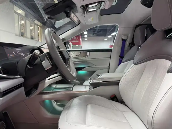 HiPhi HiPhi Y 2023 Model 765km Ultimate Edition – фото 8