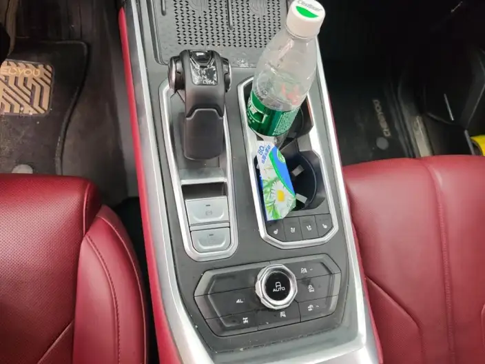 Tank 400 Hi4-T 2023 Model Super Edition – фото 9
