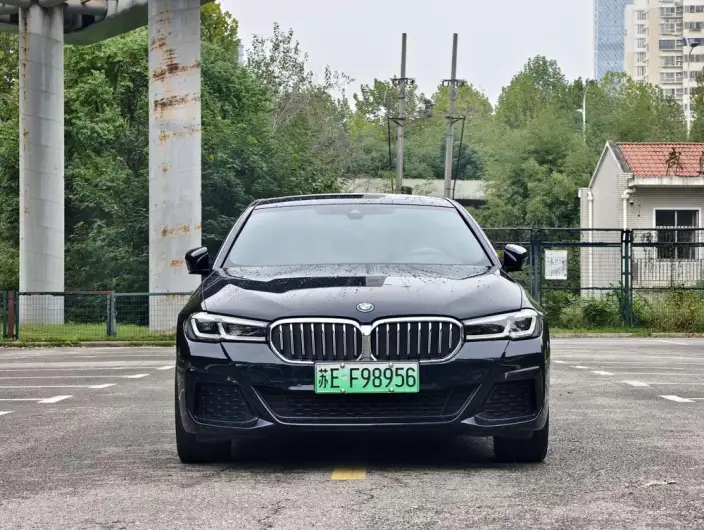 BMW 5 Series PHEV 2022 Model 535Le M Sports Set – фото 2