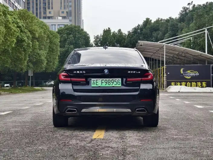 BMW 5 Series PHEV 2022 Model 535Le M Sports Set – фото 5