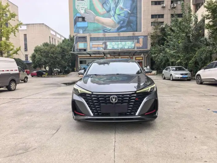 Changan Eado 2022 Model PLUS Blue whale NE 1.4T GDI DCT Noble Model – фото 2