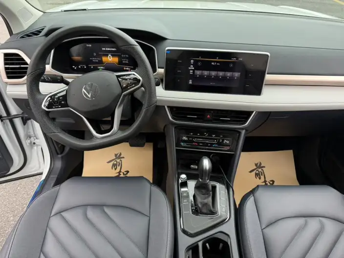 Volkswagen Tharu 2023 Model 300TSI 2WD Moonlight Edition – фото 8
