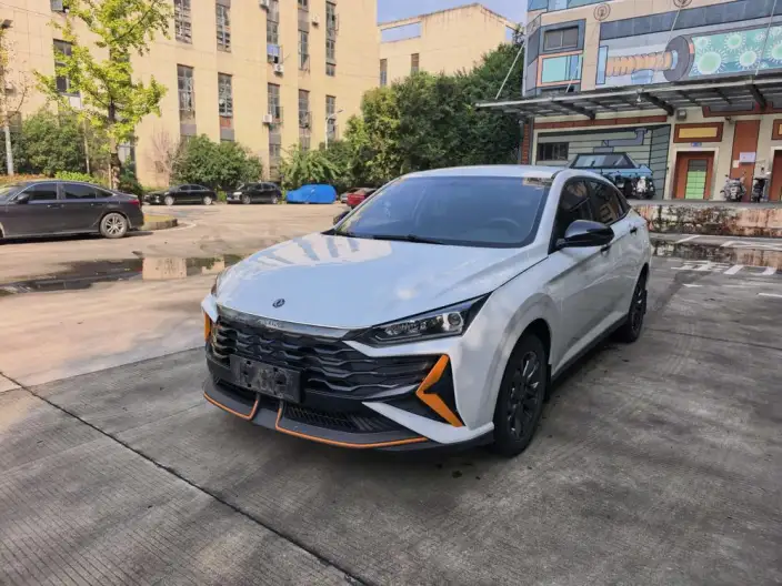 Yixuan 2024 Model 1.5L Automatic Speed Edition – фото 1