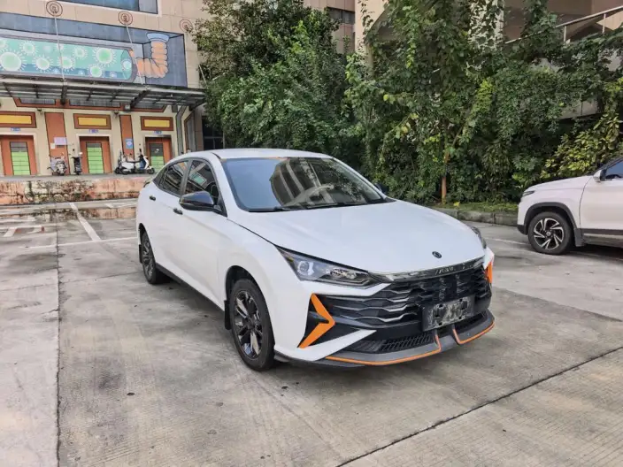 Yixuan 2024 Model 1.5L Automatic Speed Edition – фото 3