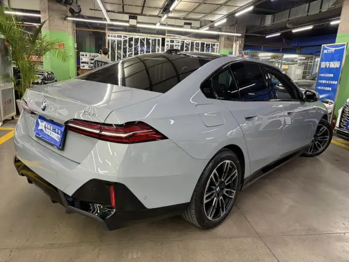 BMW 5 Series Imported 2024 Model 525i M Sports Set – фото 6