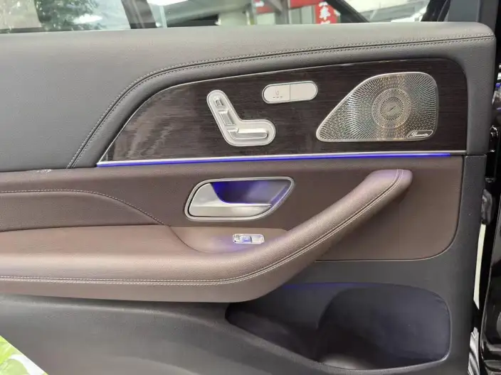 Mercedes-Benz GLS 2022 Model Facelift GLS 450 4MATIC Fashion Model – фото 8