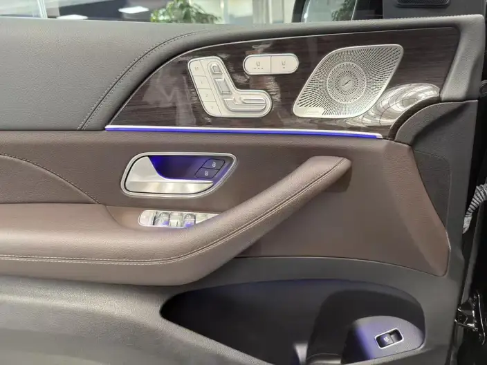 Mercedes-Benz GLS 2022 Model Facelift GLS 450 4MATIC Fashion Model – фото 9