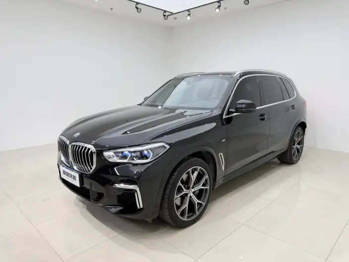 BMW X5 2022 Model Facelift xDrive 40Li M Sports Set – фото 1