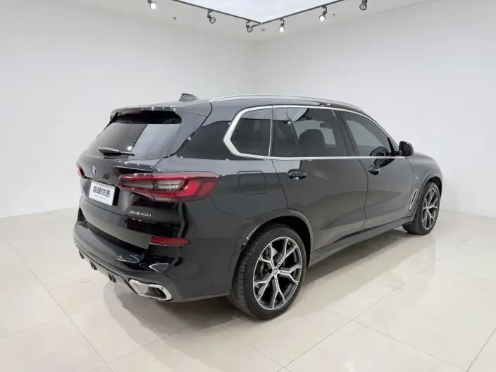 BMW X5 2022 Model Facelift xDrive 40Li M Sports Set – фото 6