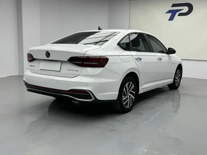 Volkswagen Lavida 2023 Model 1.5L Automatic Five million editions – фото 6