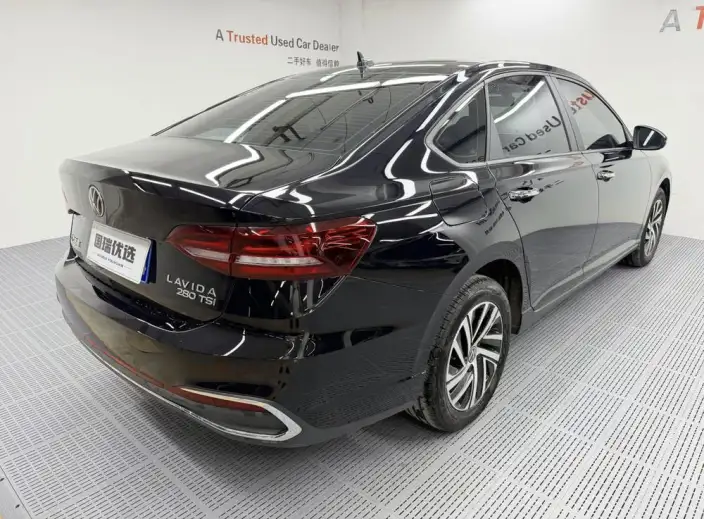Volkswagen Lavida 2023 Model 280TSI DSG Starry Sky Yongyi Edition – фото 6