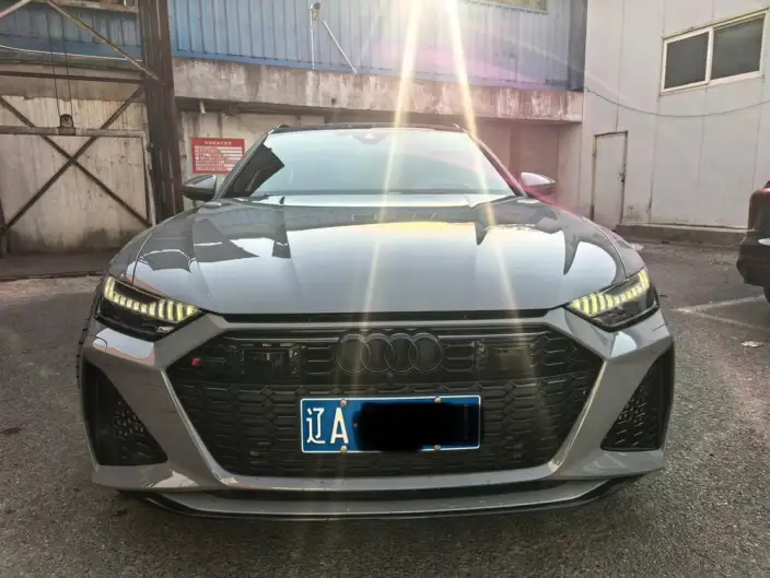 Audi RS 6 2025 Model RS 6 4.0T Avant Performance – фото 2
