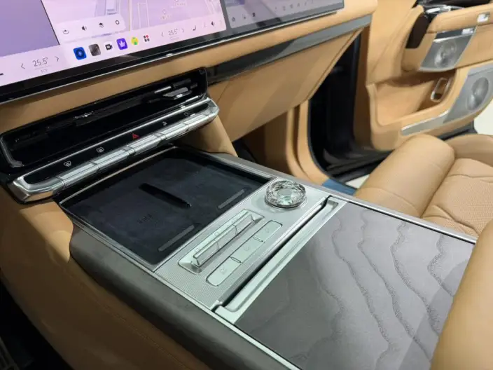ZEEKR 9X 2025 Model Hyper Edition 70kWh VI seat – фото 8